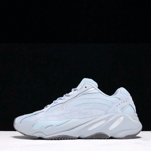 Yeezy Boost 700 V2 Hospital blue (OG)