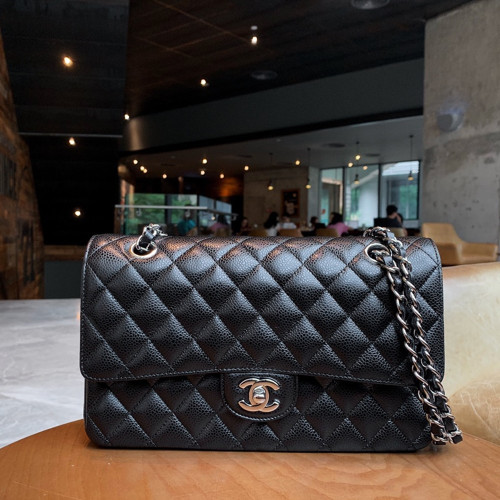 샤넬 클래식 플랩 핸드백 caviar 25cm (Silver)