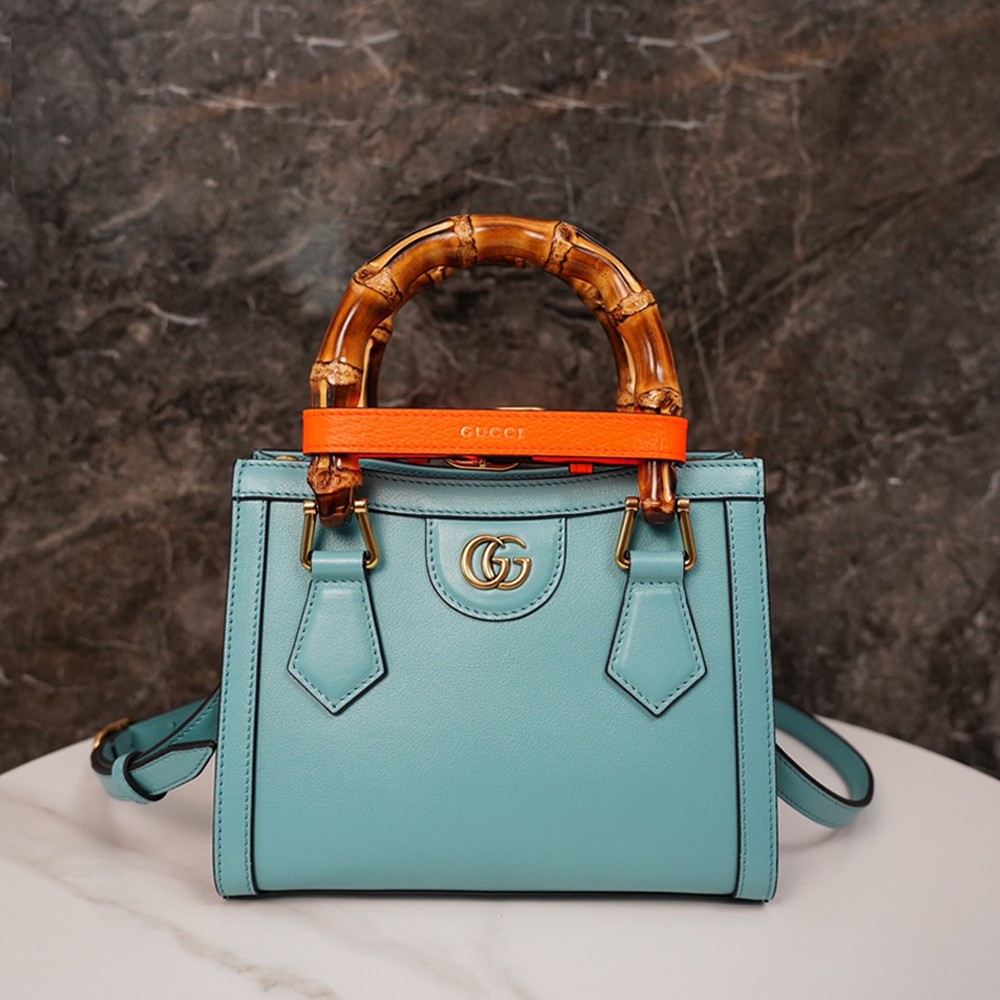 GC 655661 다이애나 미니 토트백 Light Blue