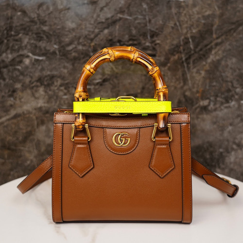 GC 655661 다이애나 미니 토트백 Brown