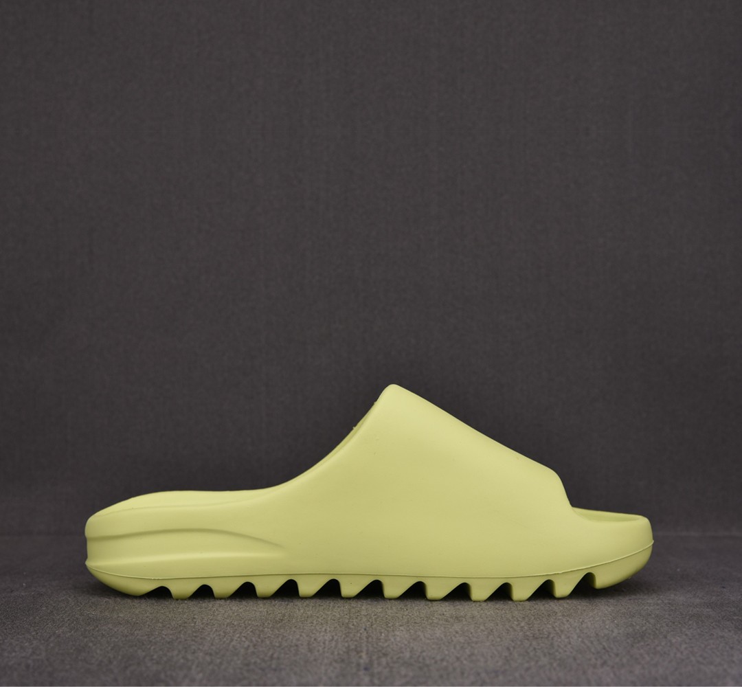 Yeezy Slide Glow Green GX6138 (PK BASF)