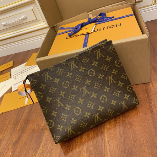 LV 루이비통 M47542 토일레트리 파우치 26