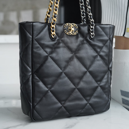샤넬 AS3519 샤넬 19 쇼핑백 CHANEL 19 SHOPPING BAG Black (PD)