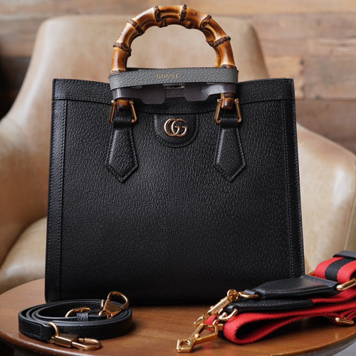 GC 구찌 702721  다이애나 스몰 토트백 Black leather