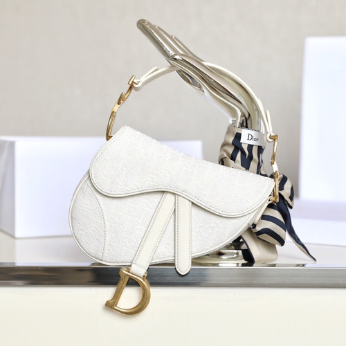 CD 디올 M0447C Small SADDLE 스몰 새들 백 Oblique White