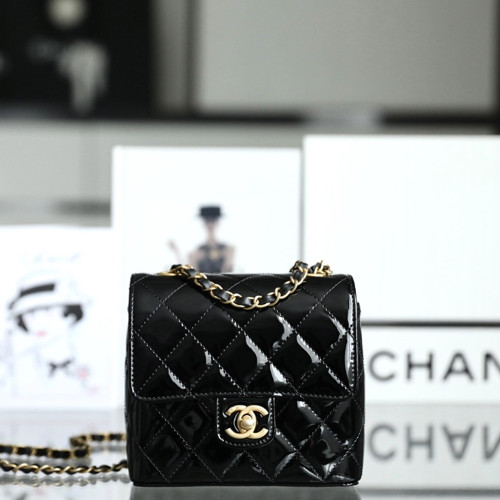 샤넬 AS3648  미니 플랩 백 Black Patent leather