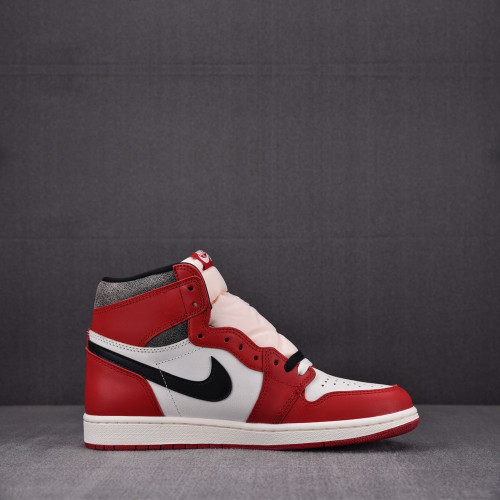 Air Jordan 1 Chicago lost and found (LJR)