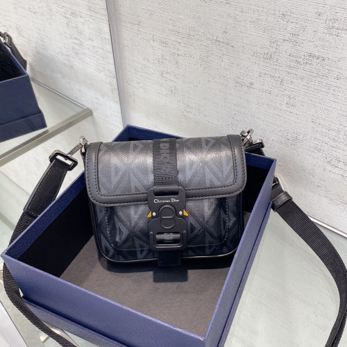 CD 디올 DIOR HIT THE ROAD 미니 백 Navy