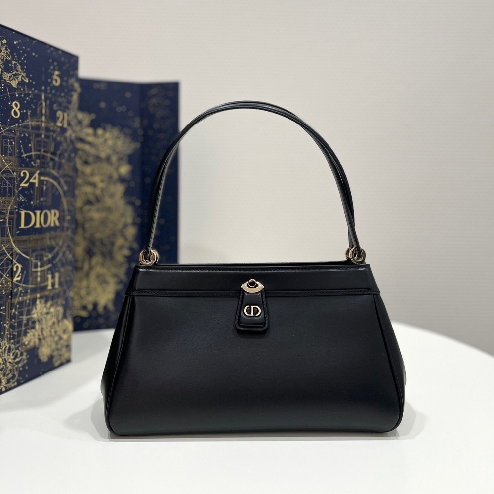 CD M1843OBEQ 디올 키 DIOR KEY 미디엄 백