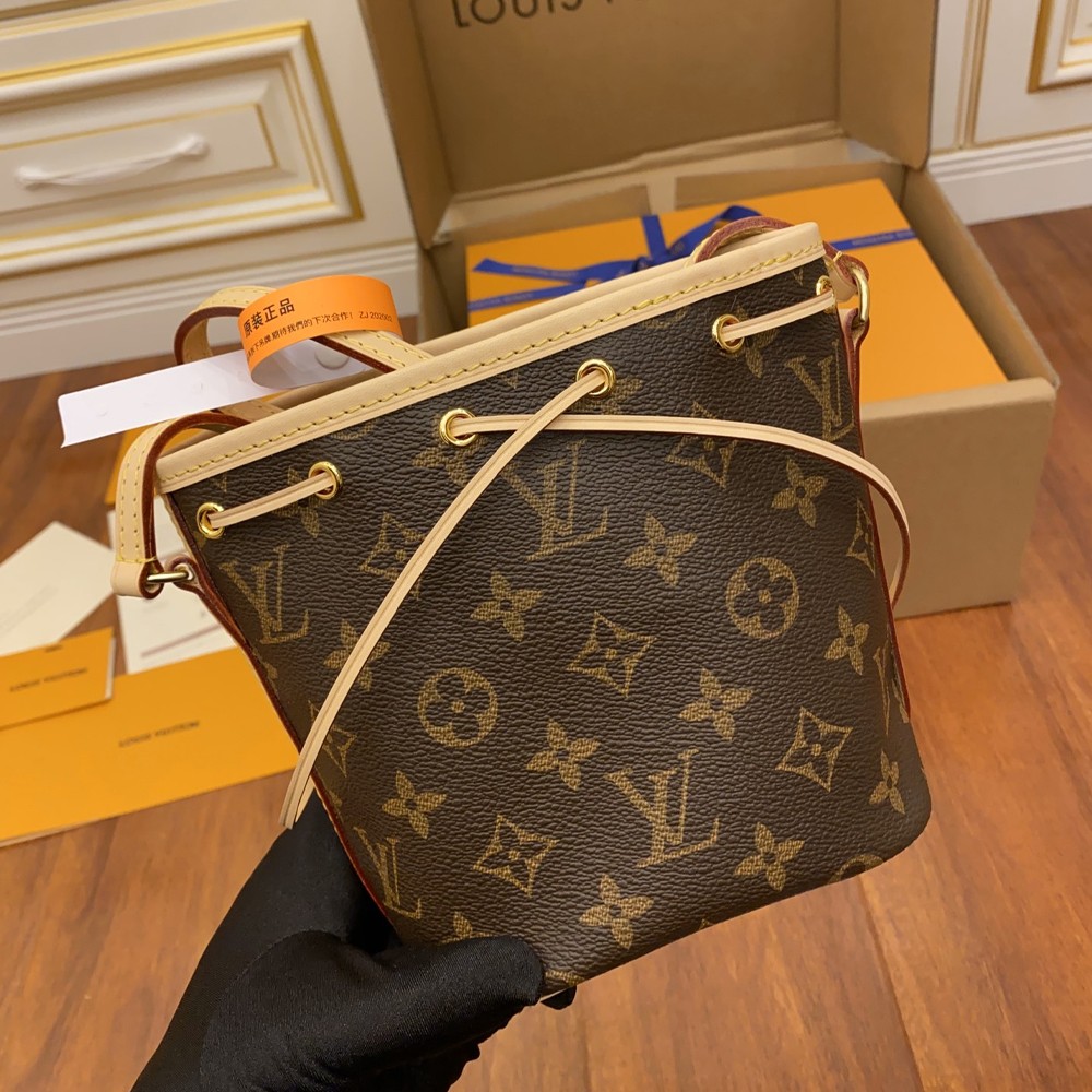 LV 루이비통 M41346 나노 노에