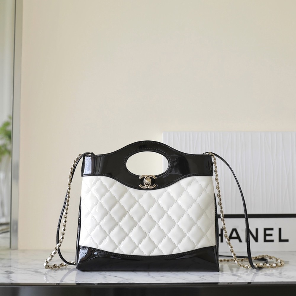 샤넬 AS4133 CHANEL 31 MINI SHOPPING BAG 31백 미니 쇼핑백 White