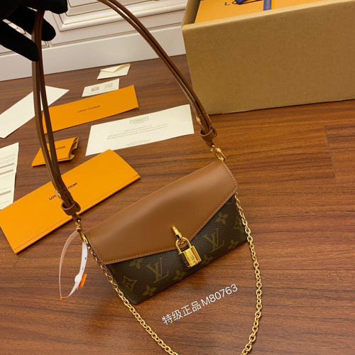 LV M80763 패드락 온 스트랩