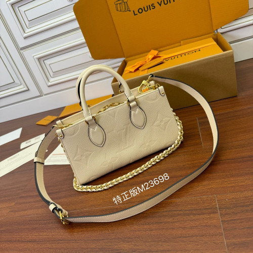 LV 루이비통 M23698 온더고 이스트 웨스트
