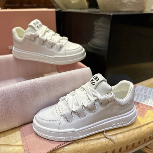 miumiu 미우미우 가죽 스니커즈