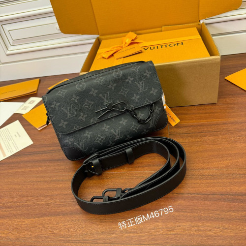 LV 루이비통 M46795 스티머 메신저