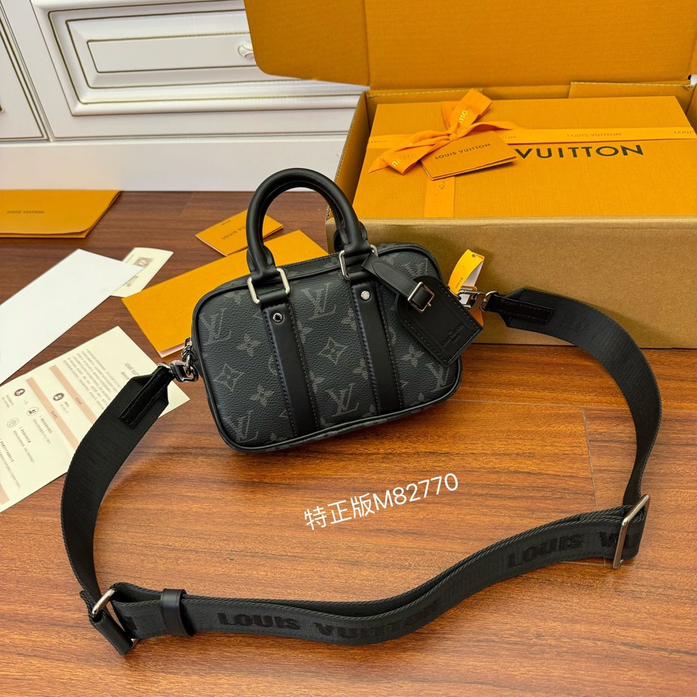 LV 루이비통 M82770 나노 포르테 도큐멍 보야주