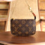 LV 루이비통 M58009 미니 포쉐트 액세서리