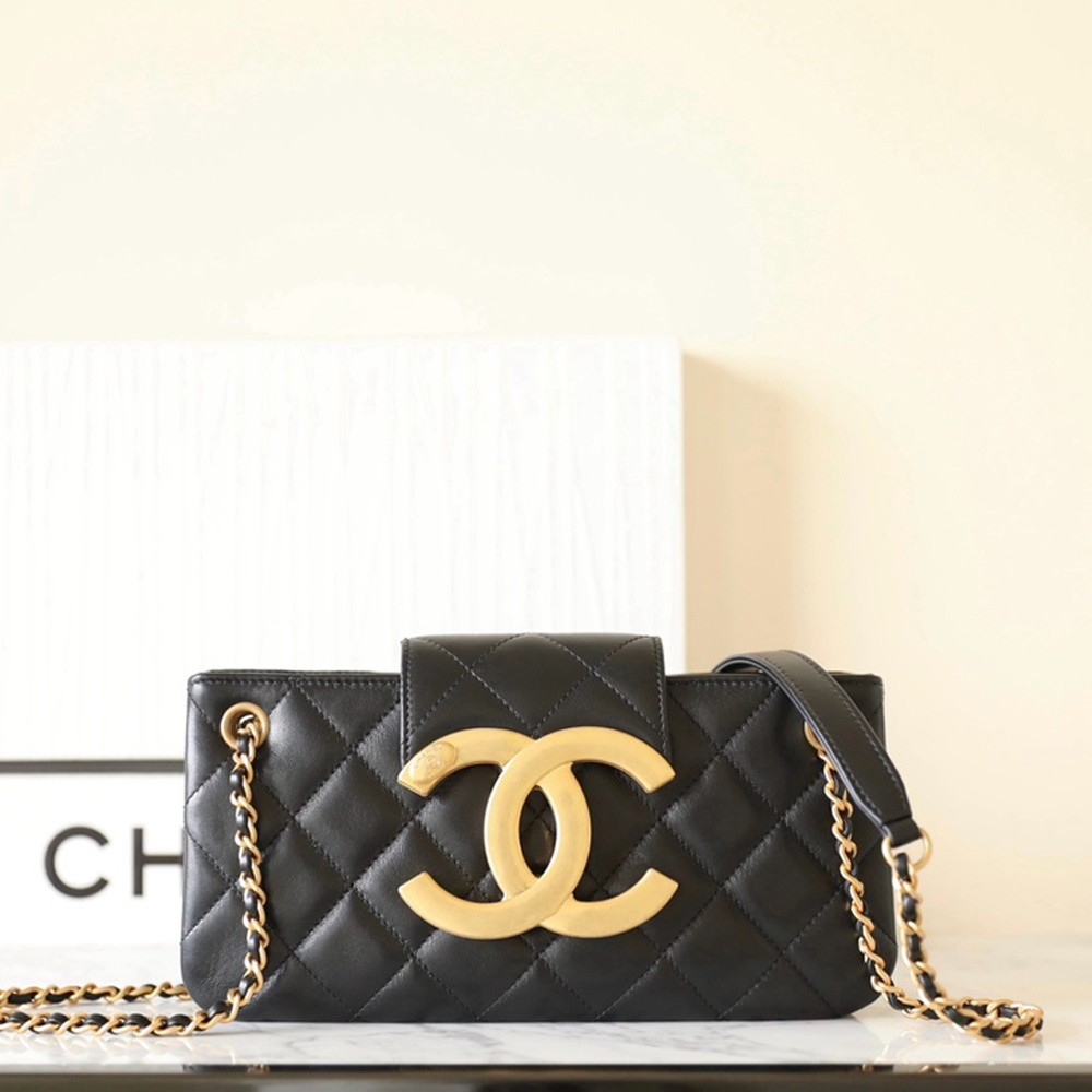 샤넬 AS4611 BAGUETTE BAG 바게트백 Black