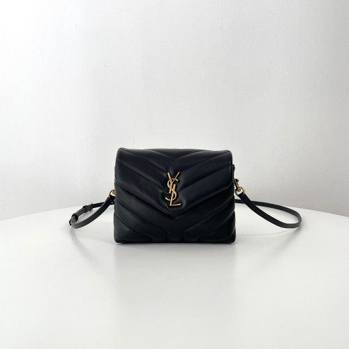 SL 입생로랑 678401 LOULOU TOY 루루 토이백 Black(gold)