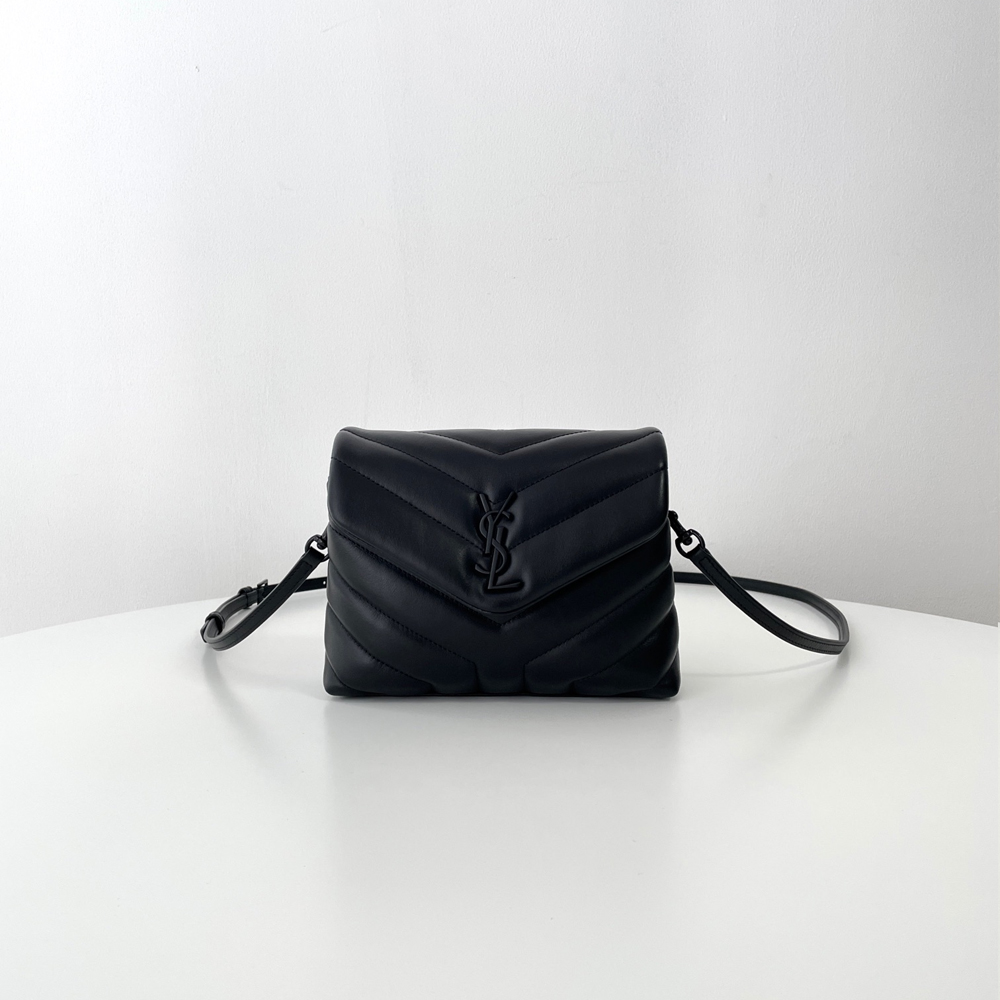 SL 입생로랑 678401 LOULOU TOY 루루 토이백 Black(black)