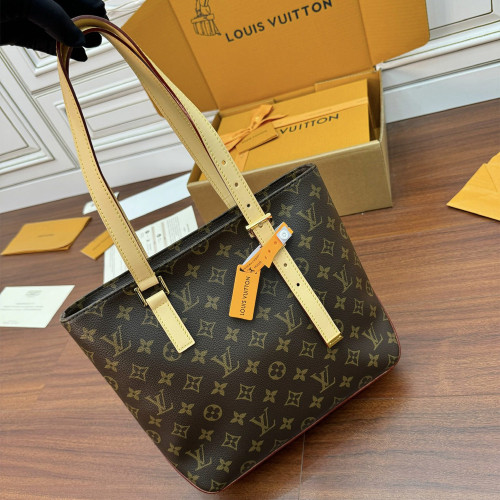 LV 루이비통 M12095 피아노