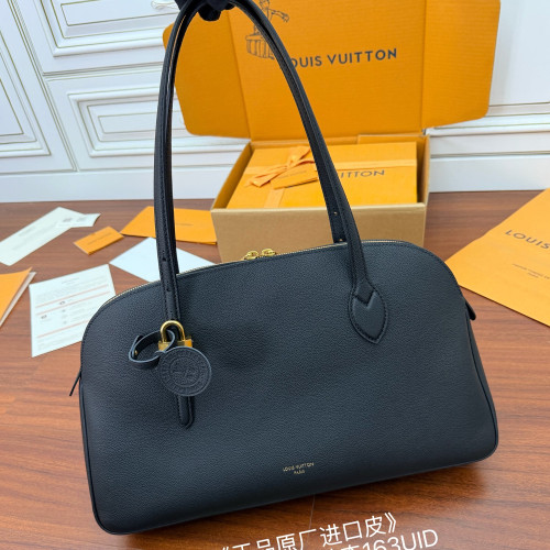 LV 루이비통 M26257 로우 키 더플 토트