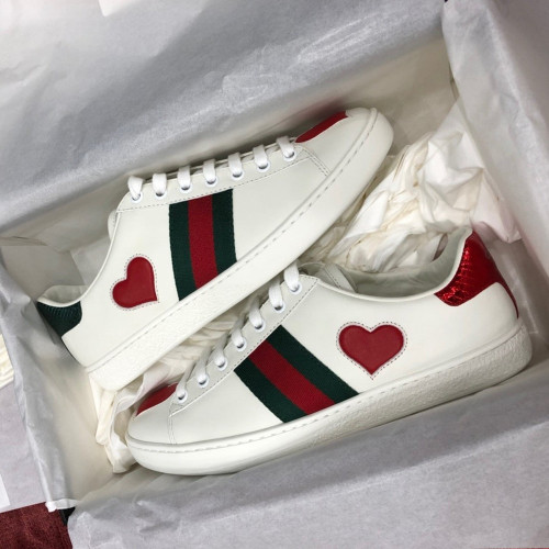 GC Women`s  Ace embroidered sneaker