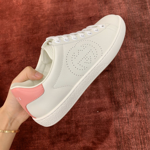GC Women`s  Ace embroidered sneaker